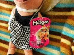miss piggy stuff tag